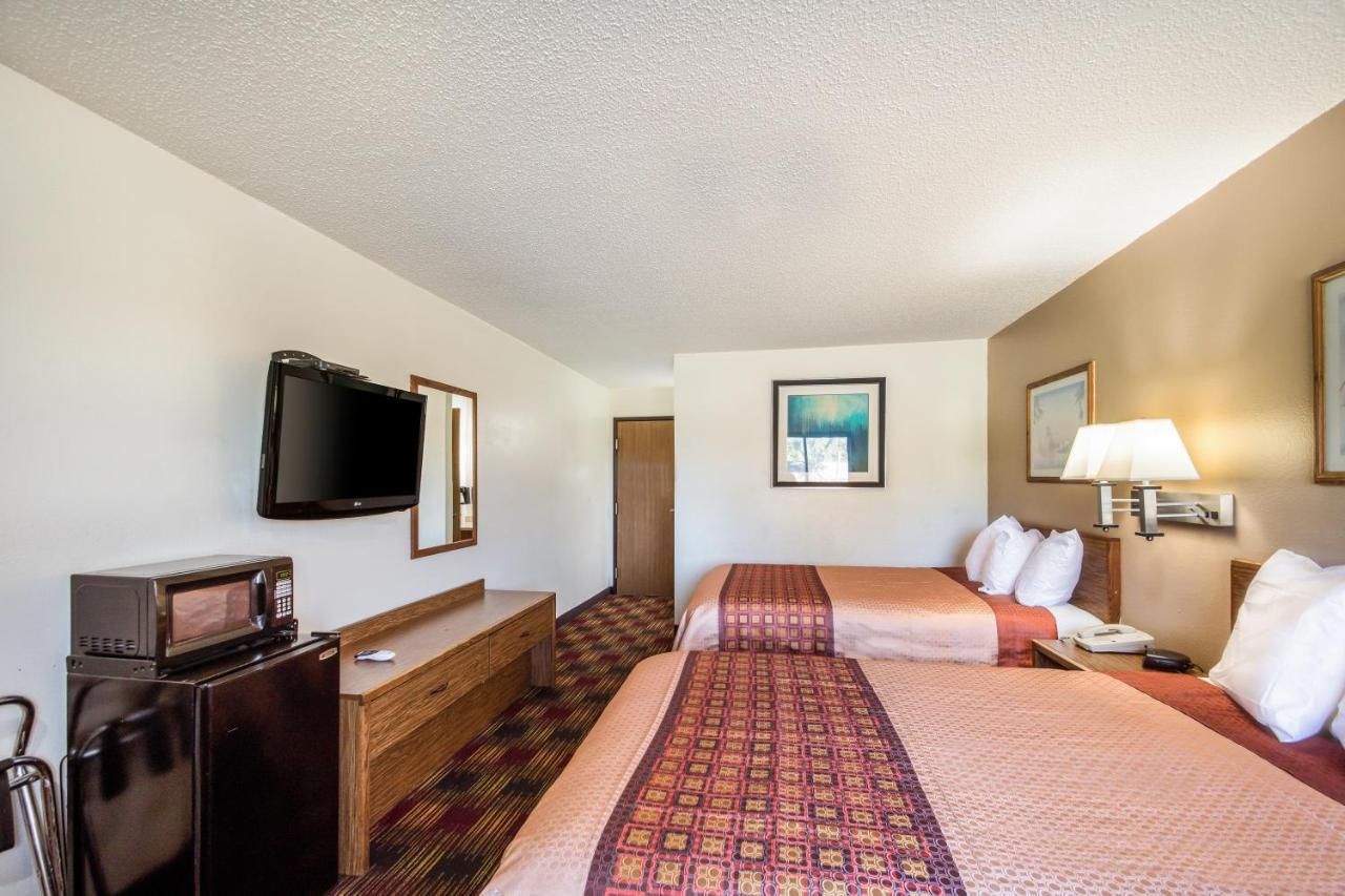Americas Best Value Inn & Suites Harrisonville Luaran gambar
