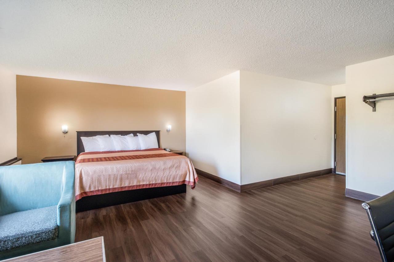 Americas Best Value Inn & Suites Harrisonville Luaran gambar