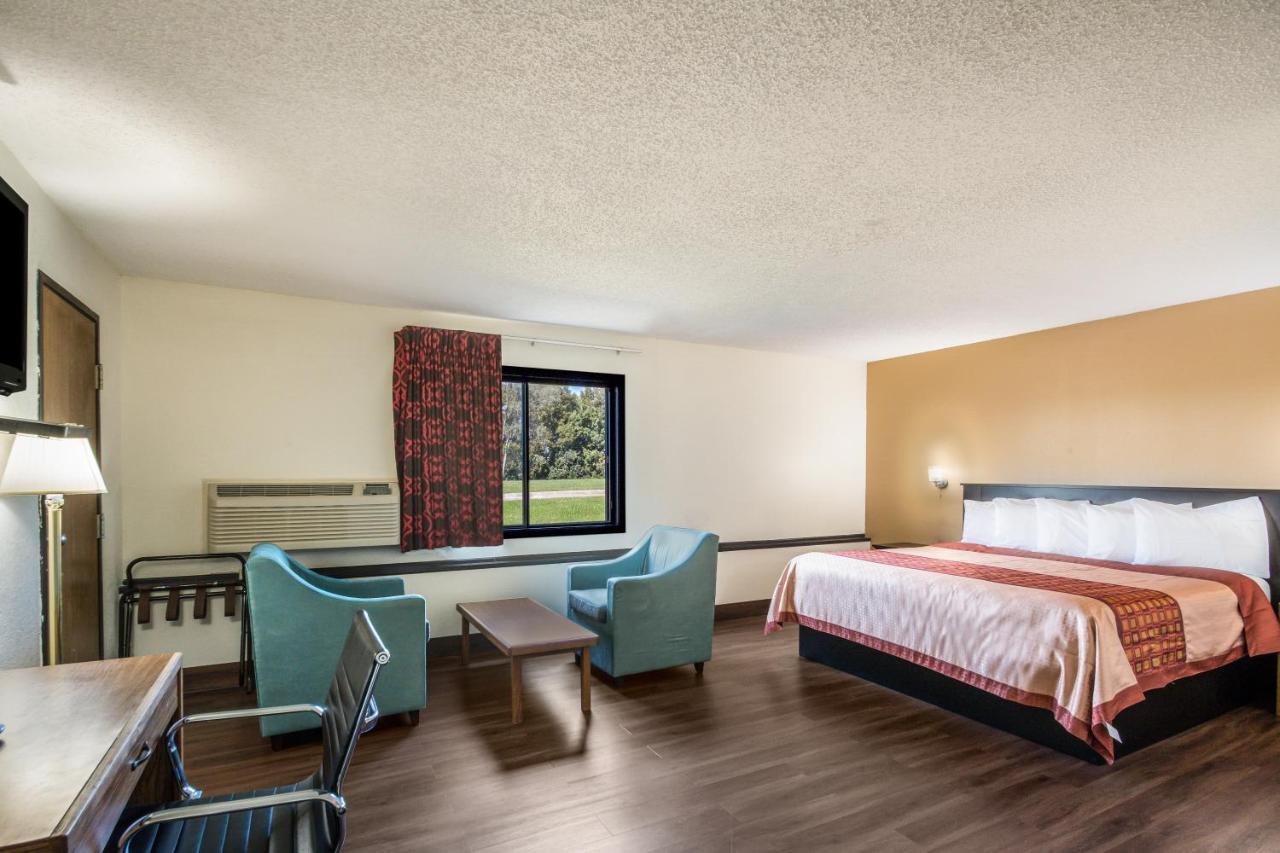 Americas Best Value Inn & Suites Harrisonville Luaran gambar