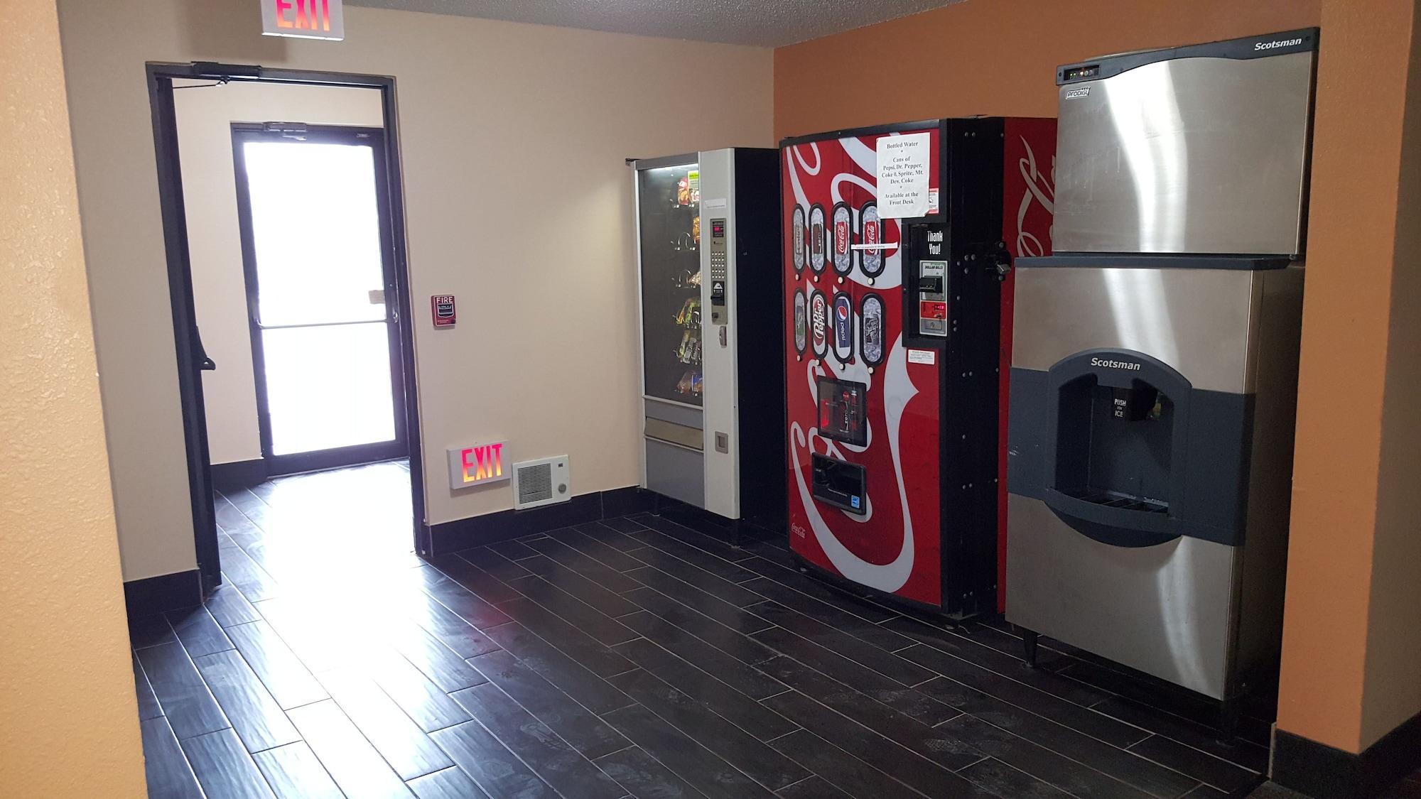 Americas Best Value Inn & Suites Harrisonville Luaran gambar